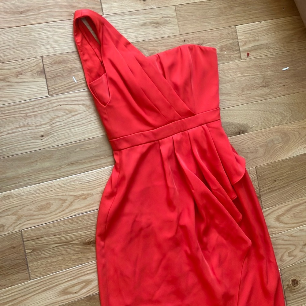 BCBGMaxAzria Vibrant Red one shoulder formal Dress - Picture 5 of 10